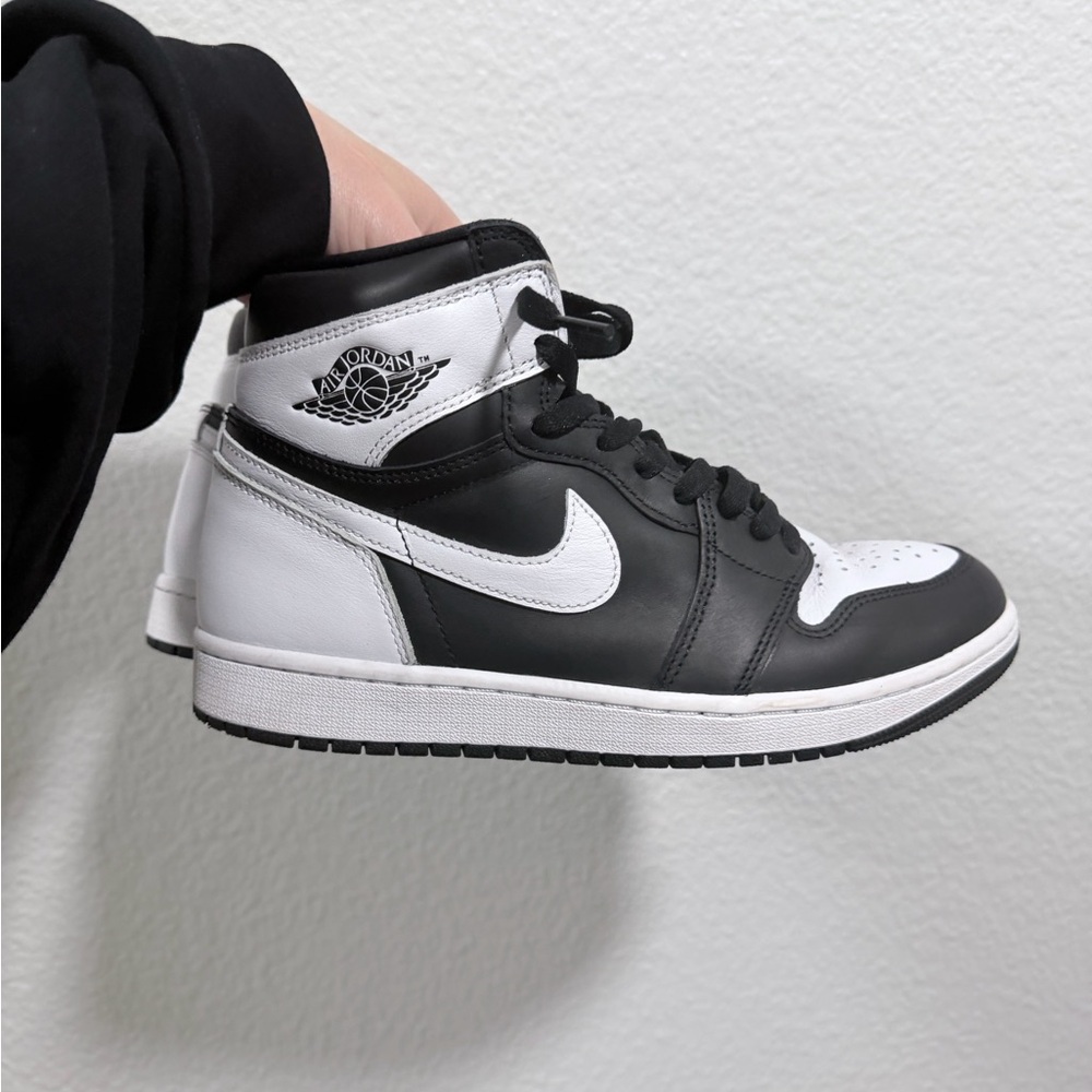 Jordan retro 1 high black and white - Picture 6 of 9
